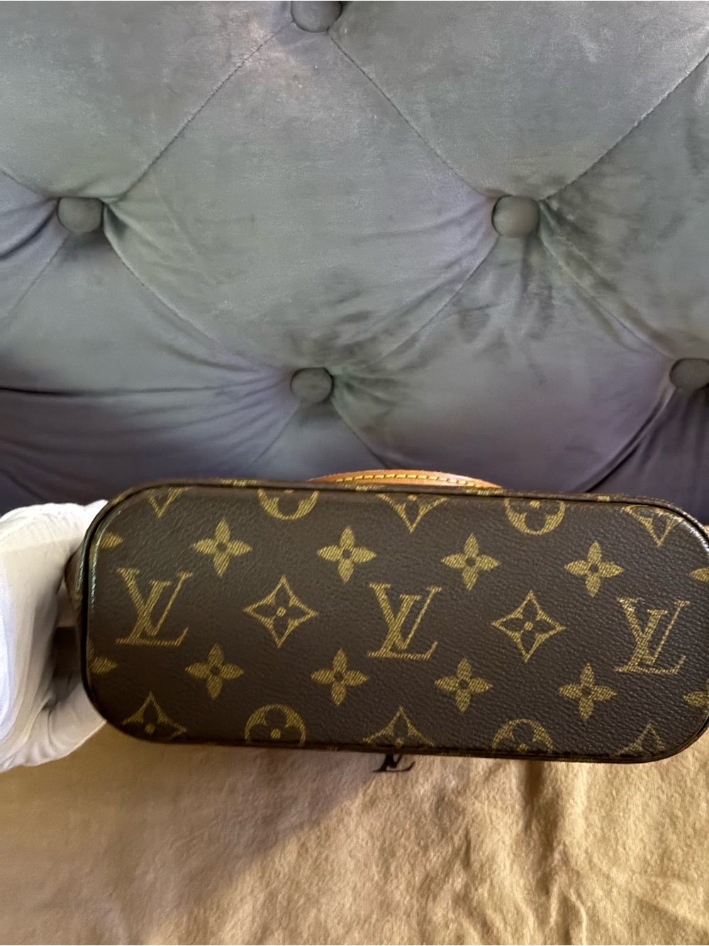 🔥EUC Louis Vuitton Monogram Vavin PM SR1010 comes with dustbag🔥 - Picture 11 of 17